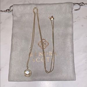 Kendra Scott Quinn necklace gold